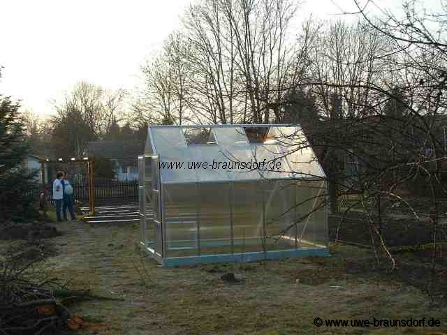 Gewächshaus aufbauen